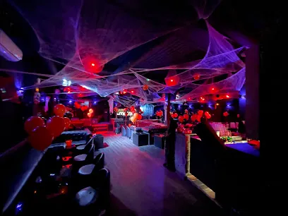 Le Mayzak club lounge