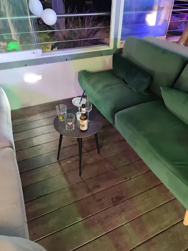The 7th Heaven Restaurant & Lounge Bar