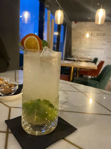Manali Bar