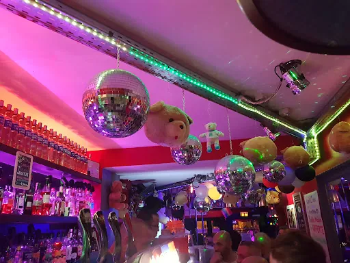 Bear bar El Hombre